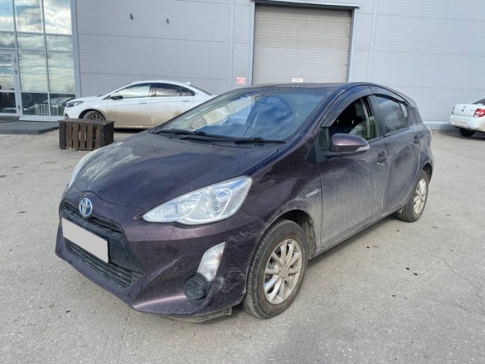Установка ГБО на Toyota AQUA HYBRID 2016 г., ГБО 4 поколения, пропан  Landi Renzo (Италия), двигатель 1.5 л. 4 цилиндр
