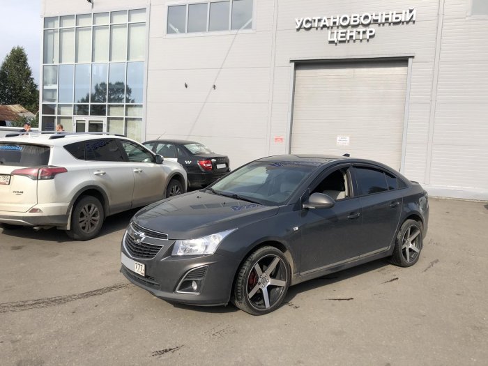 Установка ГБО на Chevrolet Cruze 2013г., ГБО 4 поколения, пропан LANDIRENZO (Италия), двигатель 1.8л. 4 цилиндра