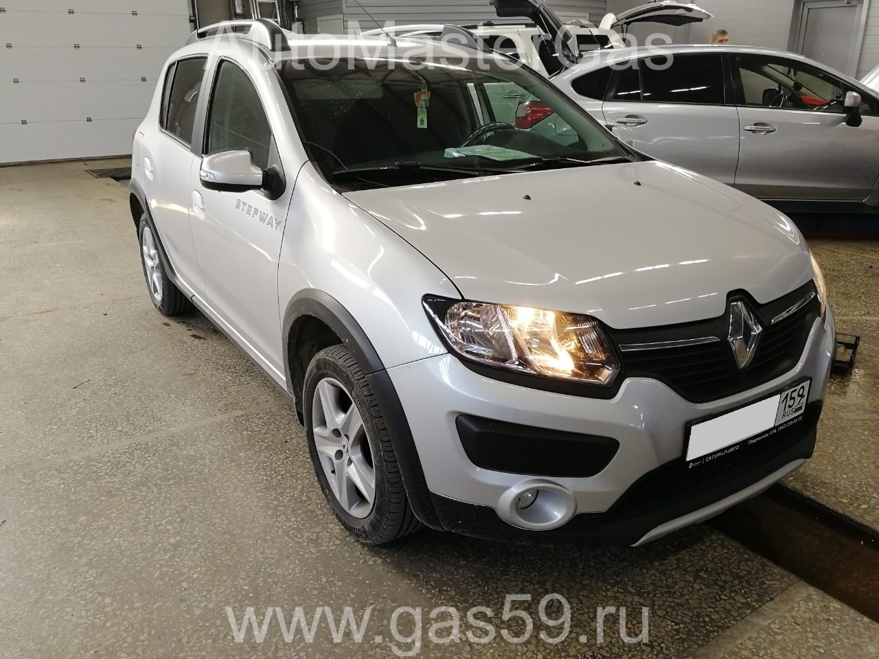 Установка ГБО на Renault Sandero 2018г., ГБО 4 поколения, пропан LANDIRENZO (Италия), двигатель 1.6л. 4 цилиндра 102 л.с.