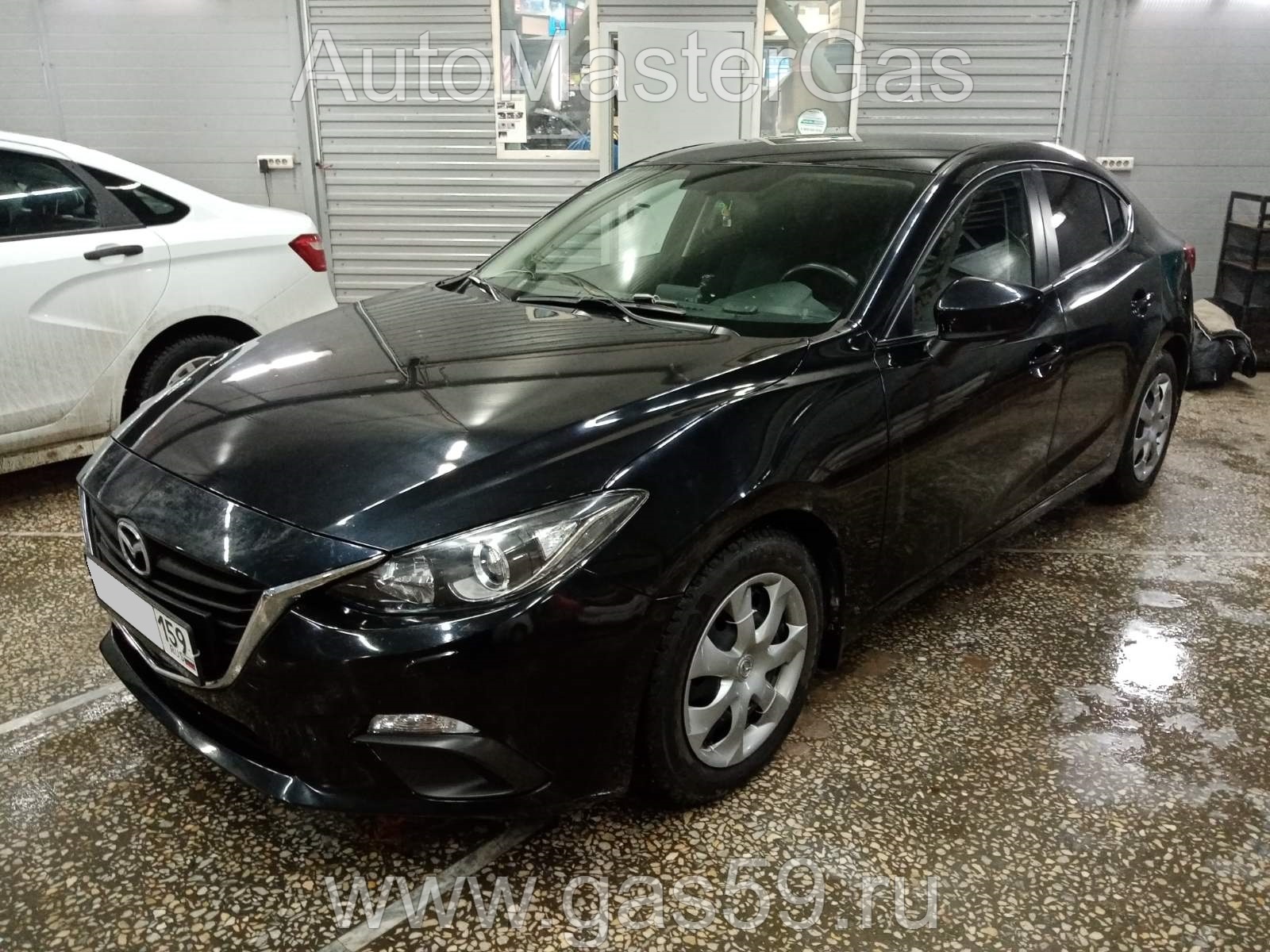 Установка ГБО на Mazda 3 2014г., ГБО 4 поколения, пропан LANDIRENZO (Италия), двигатель 1.6л. 4 цилиндра