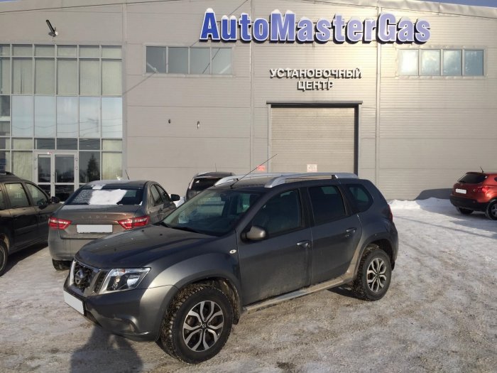 Установка ГБО на Nissan Terrano 2015г., ГБО 4 поколения, пропан LANDI RENZO (Италия), двигатель 2.0л. 4 цилиндра