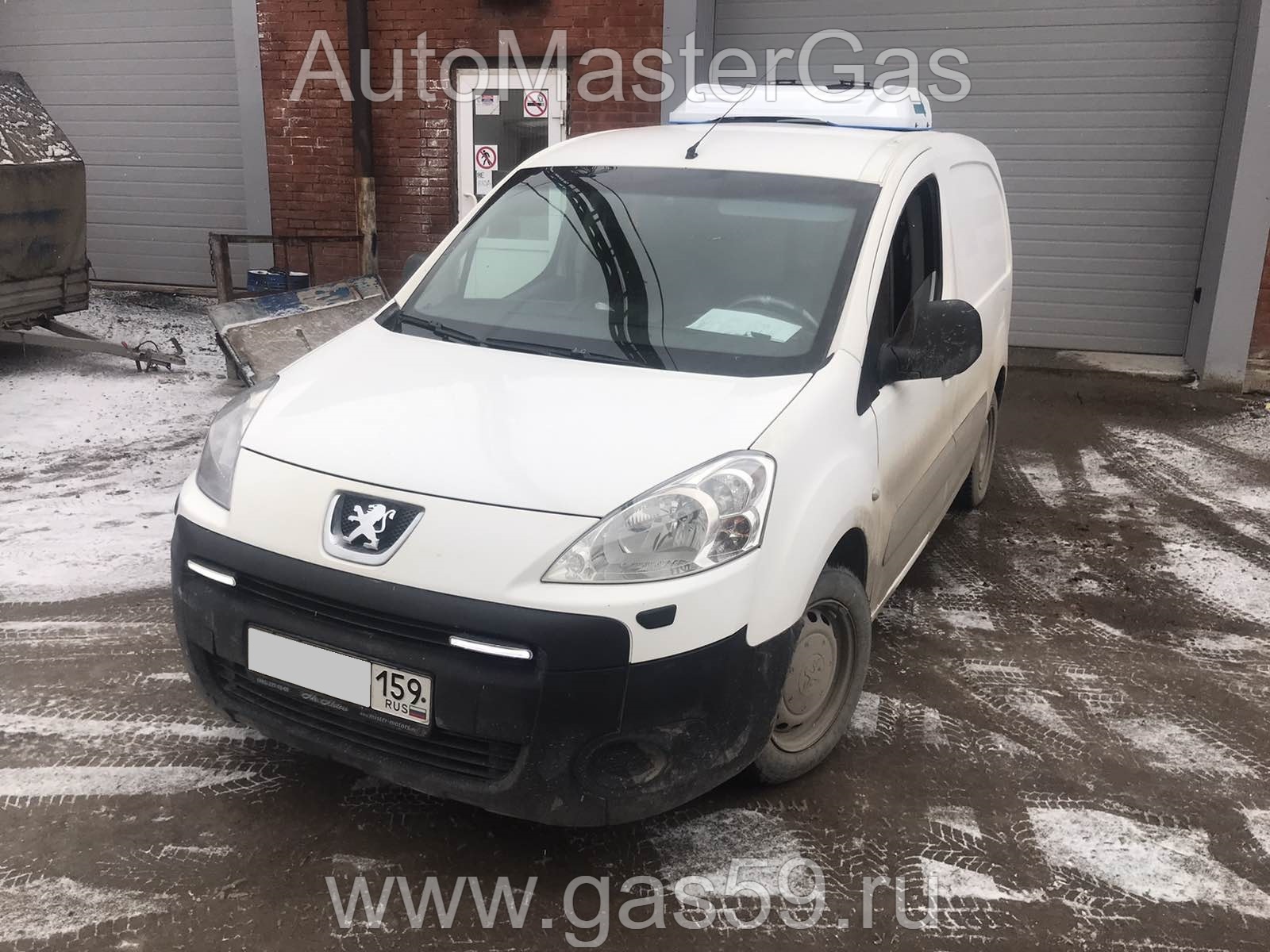 Установка ГБО на Peugeot Partner 2009г., ГБО 4 поколения, пропан LANDIRENZO (Италия), двигатель 1.6л. 4 цилиндра