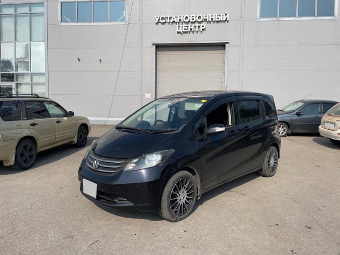 Установка ГБО на Honda Freed 2009г., ГБО 4 поколения, пропан EuropeGas (Польша), двигатель 1.5 л. 4 цилиндра