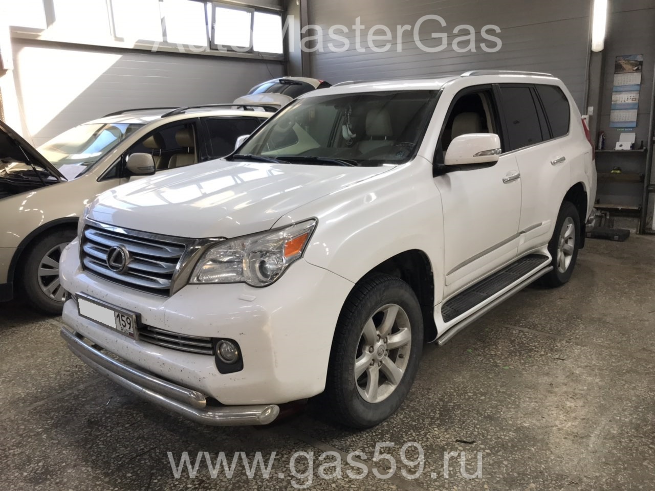 Установка ГБО на Lexus GX 460 2011г., ГБО 4 поколения, пропан LANDIRENZO (Италия), двигатель 4.6л. 8 цилиндров