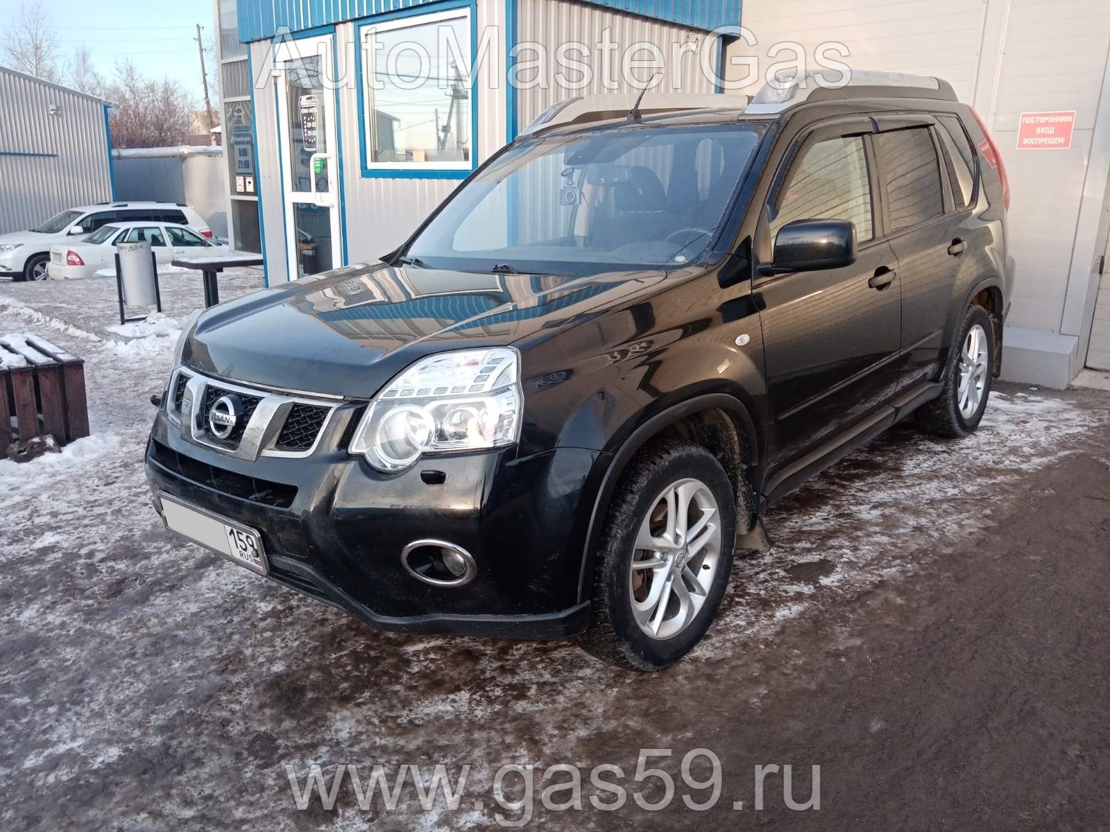 Установка ГБО на Nissan X-Trail 2010г., ГБО 4 поколения, пропан LANDIRENZO (Италия), двигатель 2.0л. 4 цилиндра